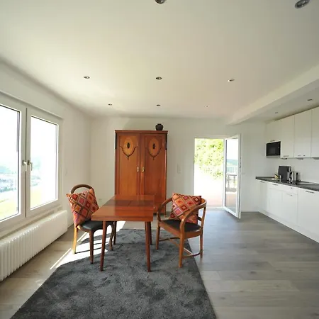 Rebenhaus רודסהיים אם ריין